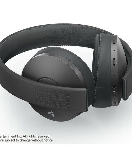 The Last of Us Part II PS4 PlayStation 4 Pro Limited Edition Headset